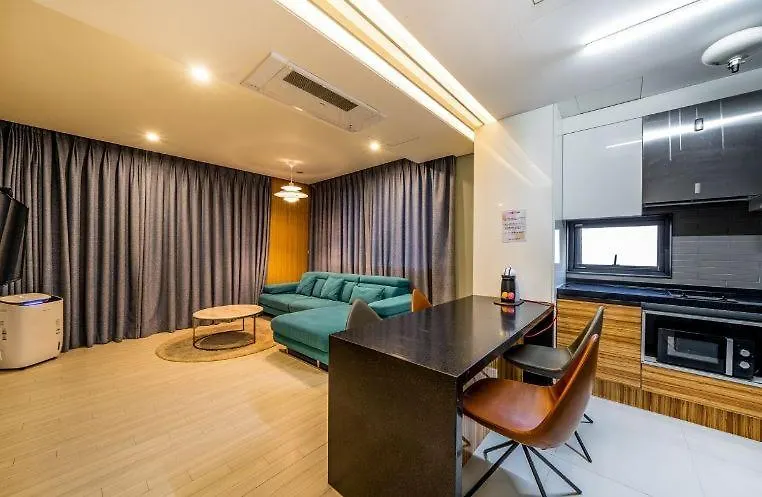 Stay 247 Gimhae